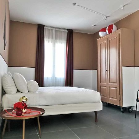 Casa Sebina - Your Design Home On The Lake - 3 Bathrooms 3 Bedrooms Desenzano del Garda Eksteriør bilde
